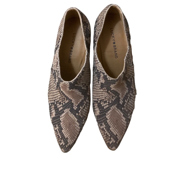 Lucky Brand Reptile Print Booties- Only worn once- Sz 9.5- Perfect Condition! - Picture 6 of 7